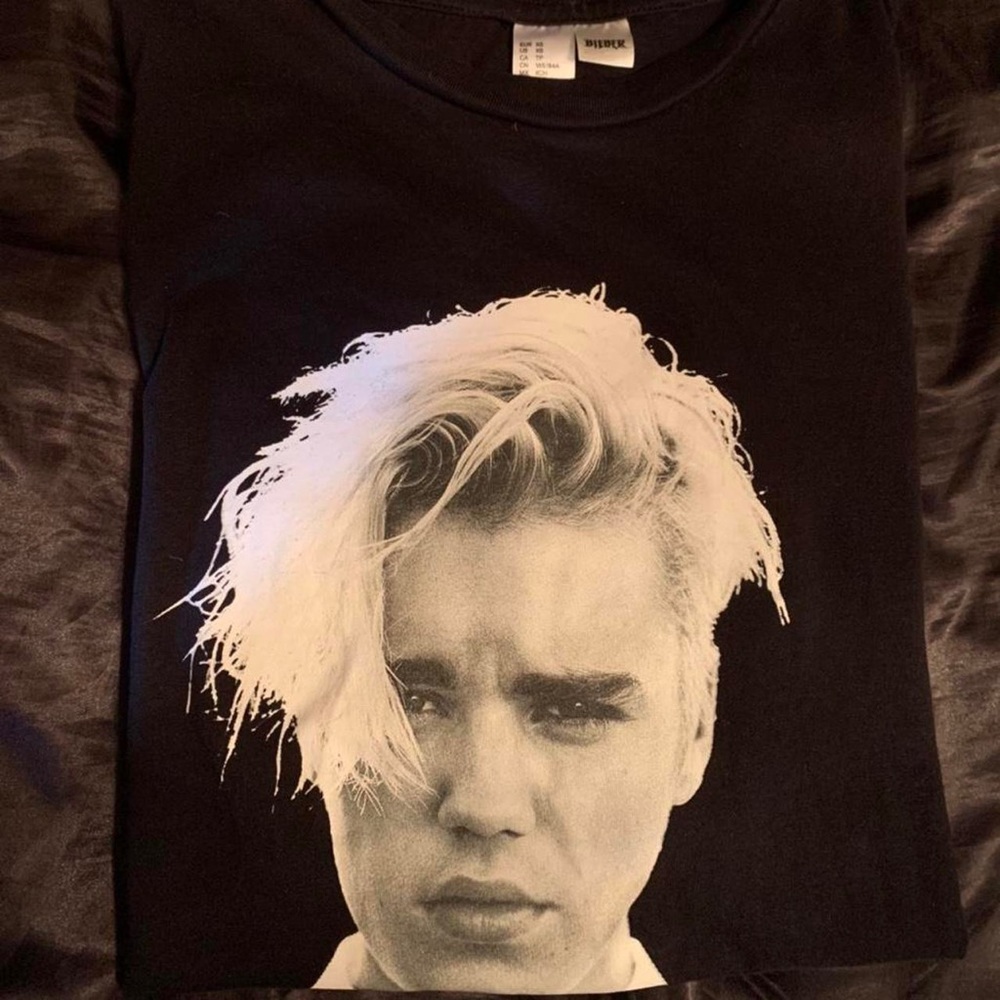 🦇 Purpose Tour Graphic Merch Tee 🦇